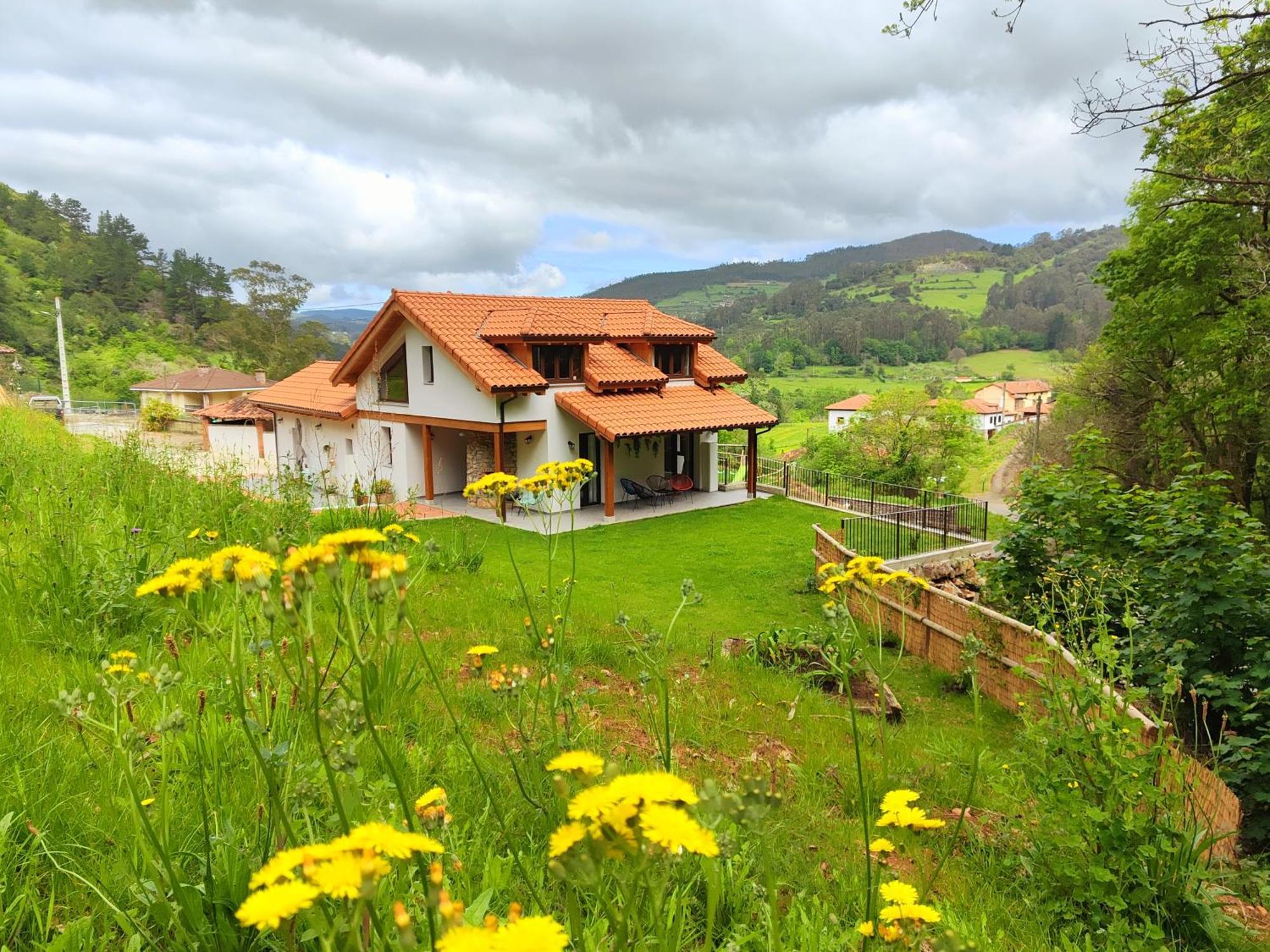 Reguero Gato Turismo Rural Candamin Ngoại thất bức ảnh